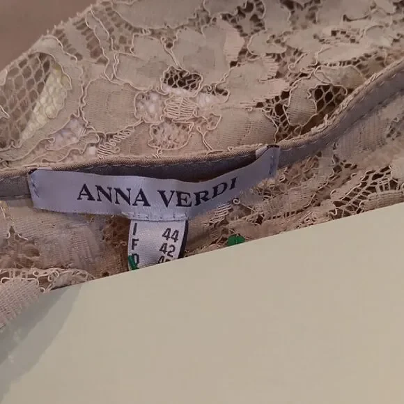 NWT Anna Verdi Dress With Lace Back